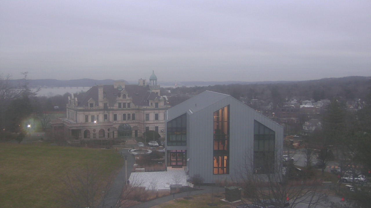 Thumbnail for current weather camera view from The Masters School in Dobbs Ferry, New York
