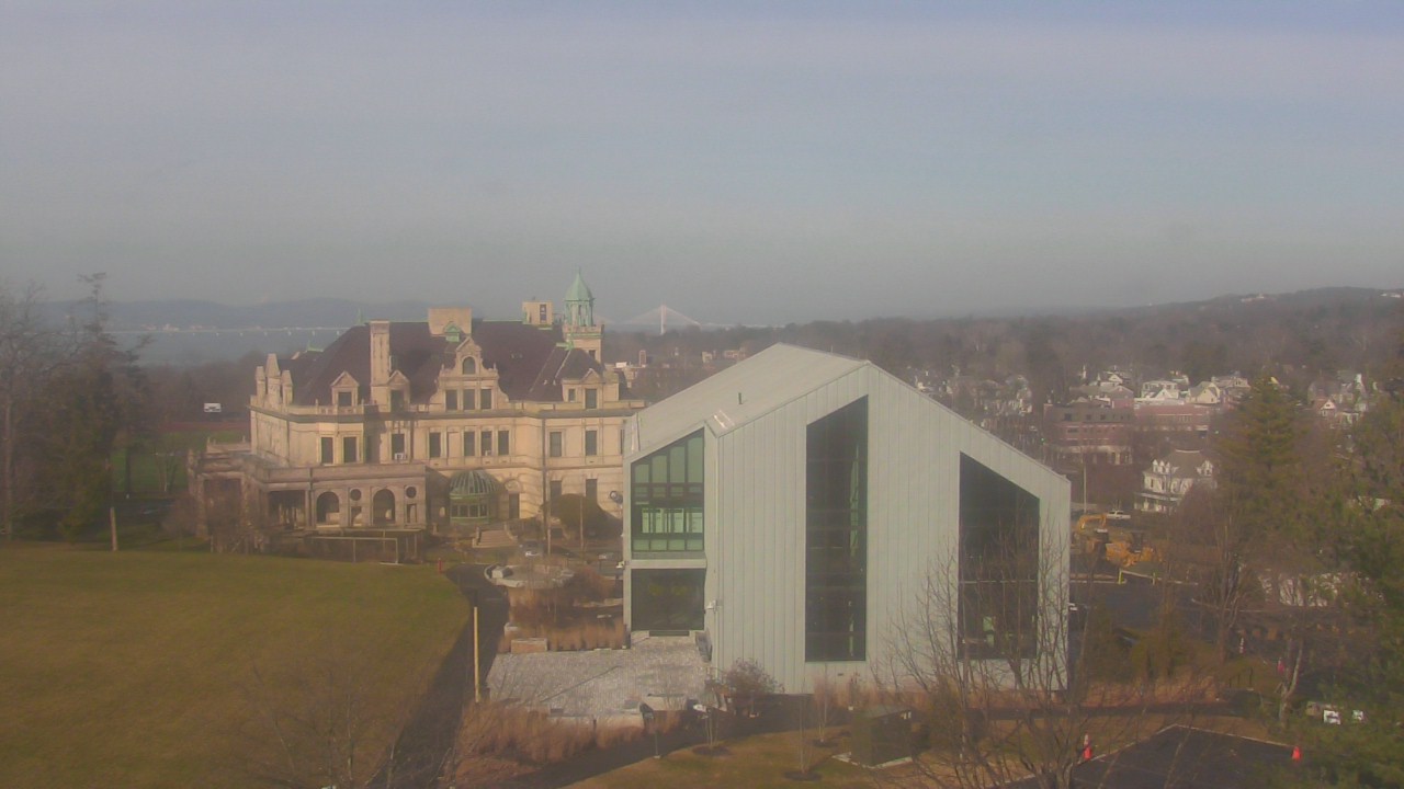 Thumbnail for current weather camera view from The Masters School in Dobbs Ferry, New York