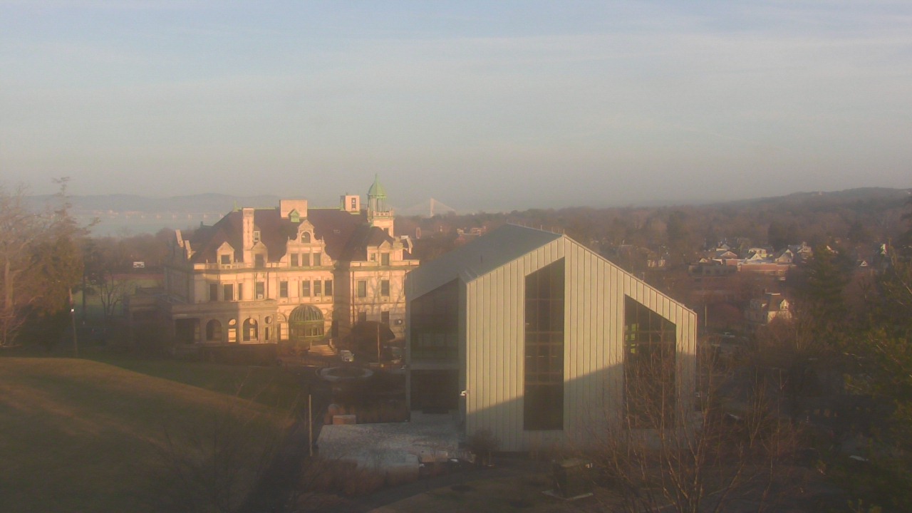 Thumbnail for current weather camera view from The Masters School in Dobbs Ferry, New York