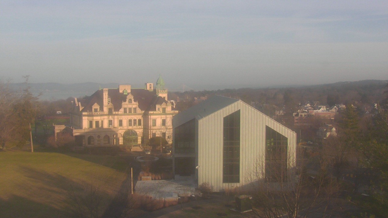 Thumbnail for current weather camera view from The Masters School in Dobbs Ferry, New York