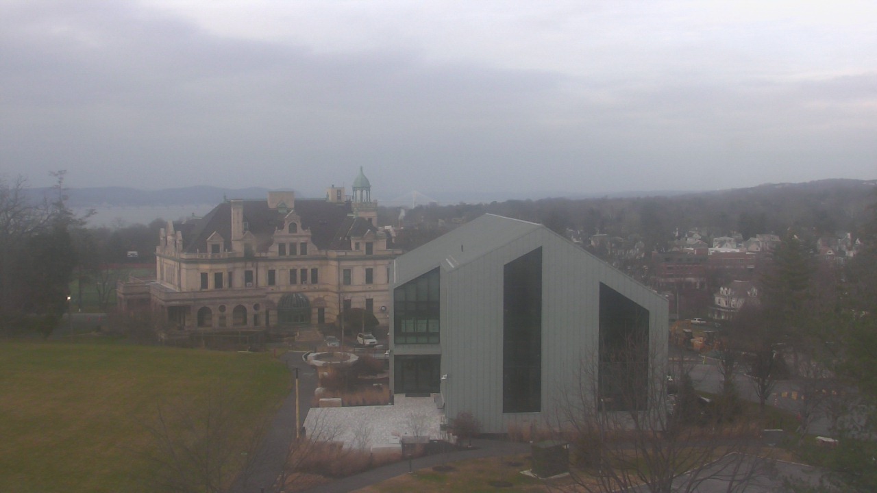 Thumbnail for current weather camera view from The Masters School in Dobbs Ferry, New York
