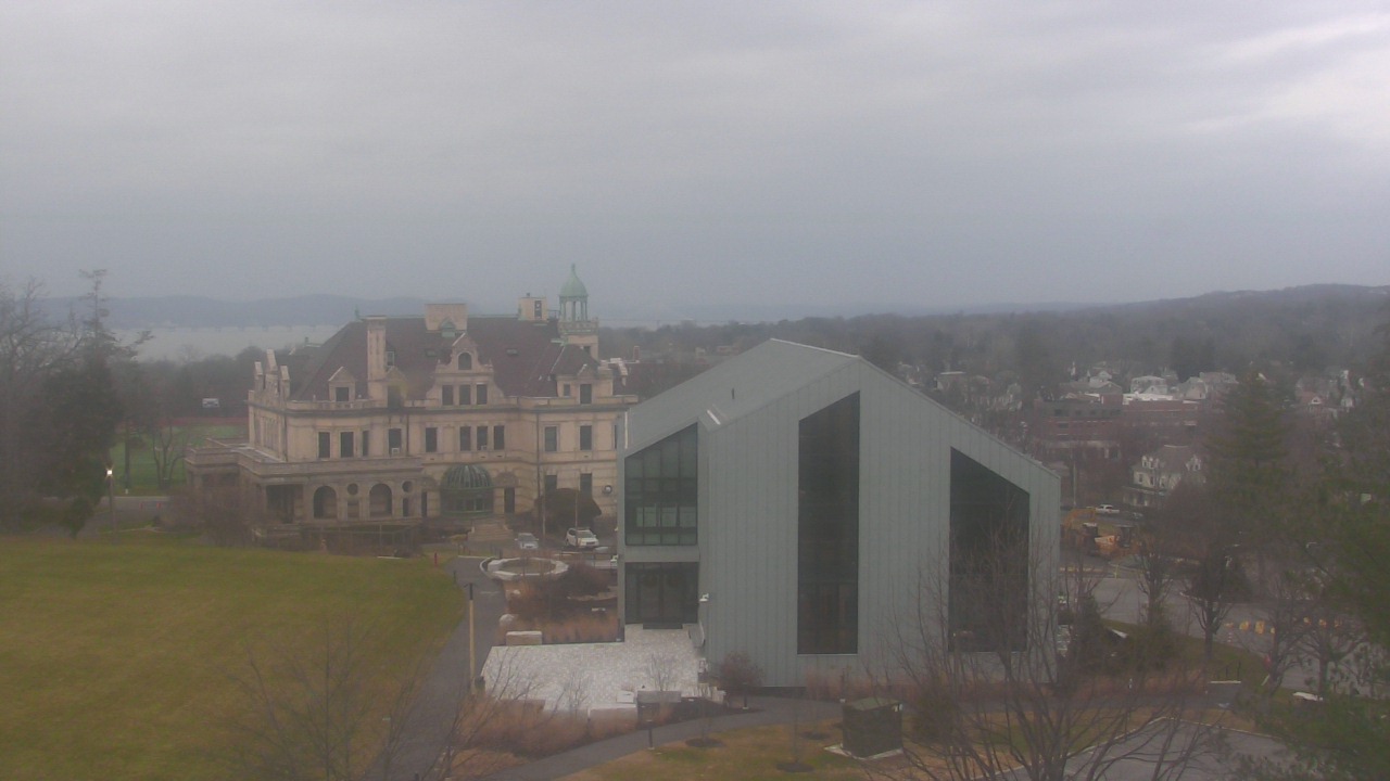 Thumbnail for current weather camera view from The Masters School in Dobbs Ferry, New York