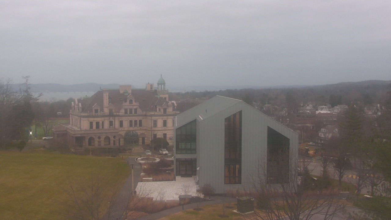 Thumbnail for current weather camera view from The Masters School in Dobbs Ferry, New York