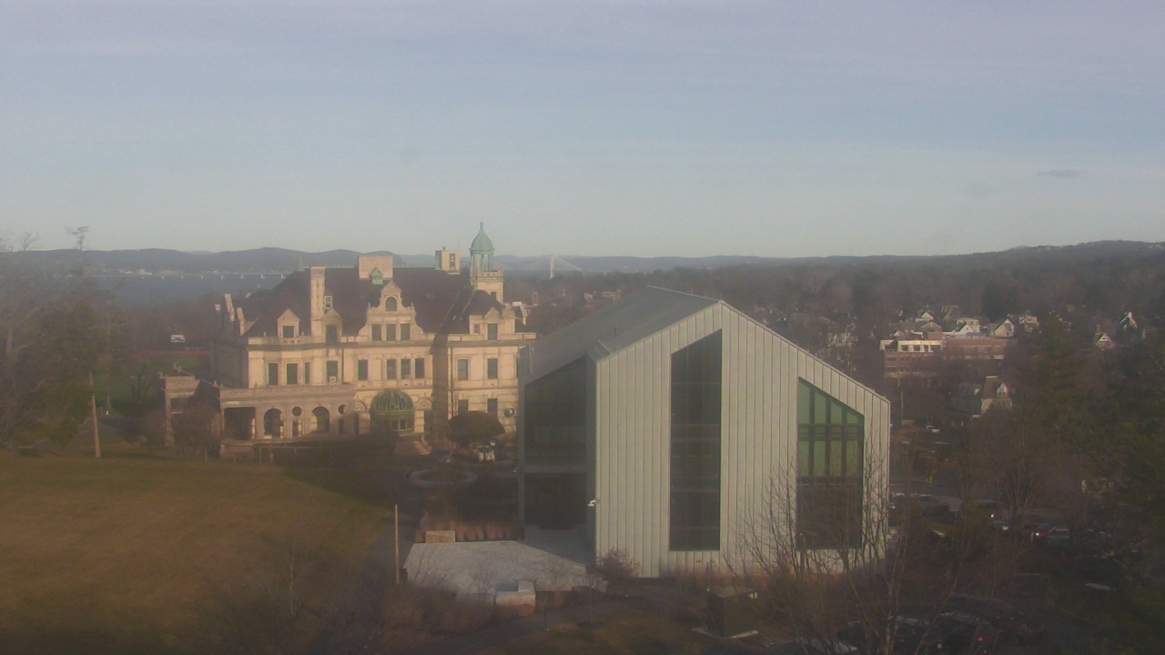 Thumbnail for current weather camera view from The Masters School in Dobbs Ferry, New York