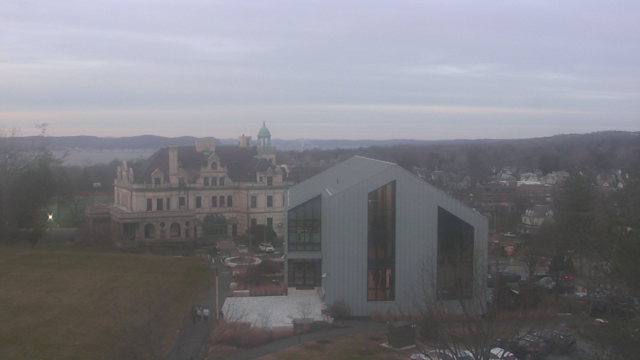 Thumbnail for current weather camera view from The Masters School in Dobbs Ferry, New York