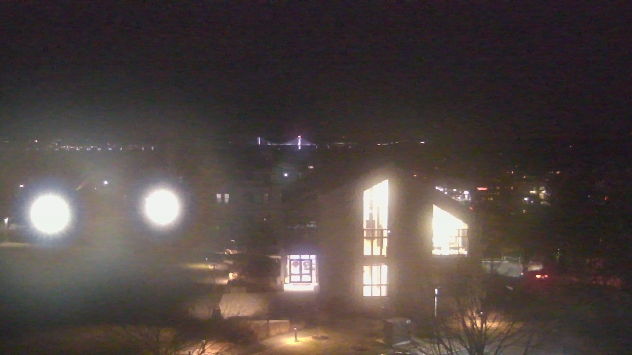 Thumbnail for current weather camera view from The Masters School in Dobbs Ferry, New York