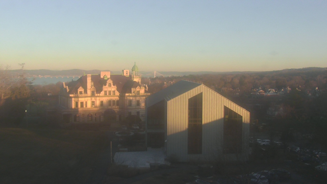 Thumbnail for current weather camera view from The Masters School in Dobbs Ferry, New York