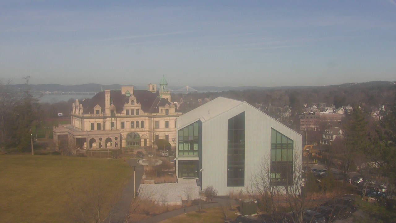 Thumbnail for current weather camera view from The Masters School in Dobbs Ferry, New York