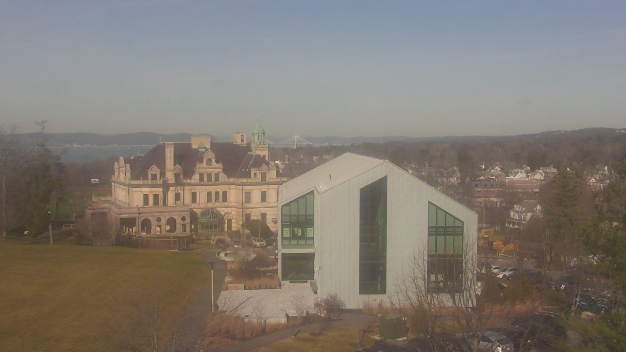 Thumbnail for current weather camera view from The Masters School in Dobbs Ferry, New York