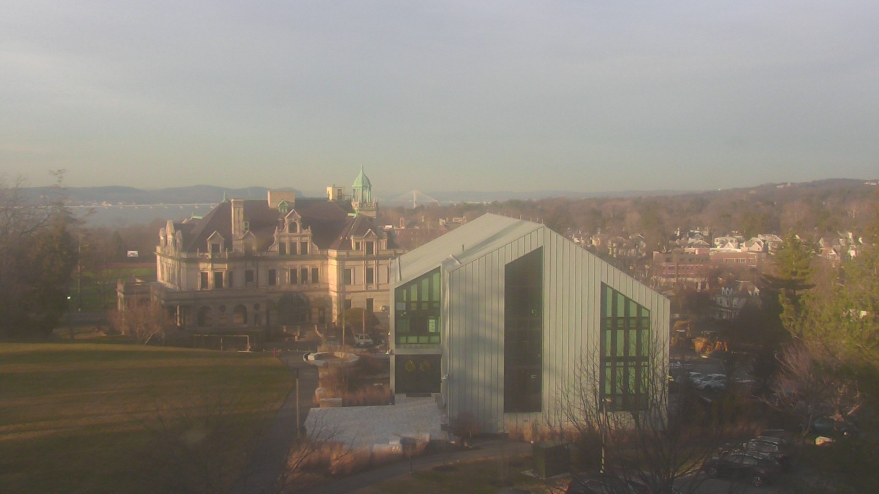 Thumbnail for current weather camera view from The Masters School in Dobbs Ferry, New York