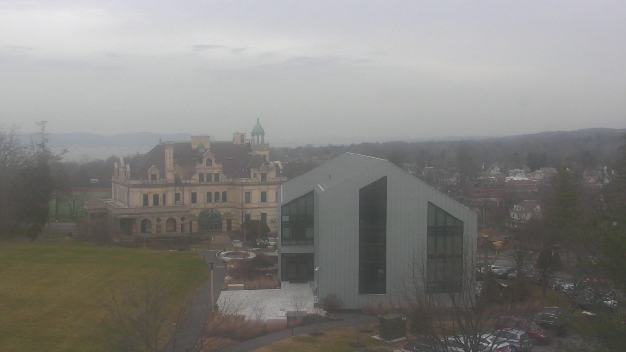 Thumbnail for current weather camera view from The Masters School in Dobbs Ferry, New York