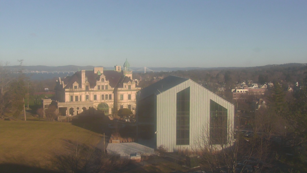 Thumbnail for current weather camera view from The Masters School in Dobbs Ferry, New York