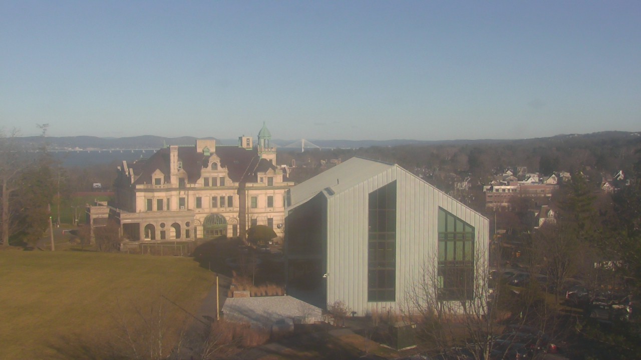 Thumbnail for current weather camera view from The Masters School in Dobbs Ferry, New York