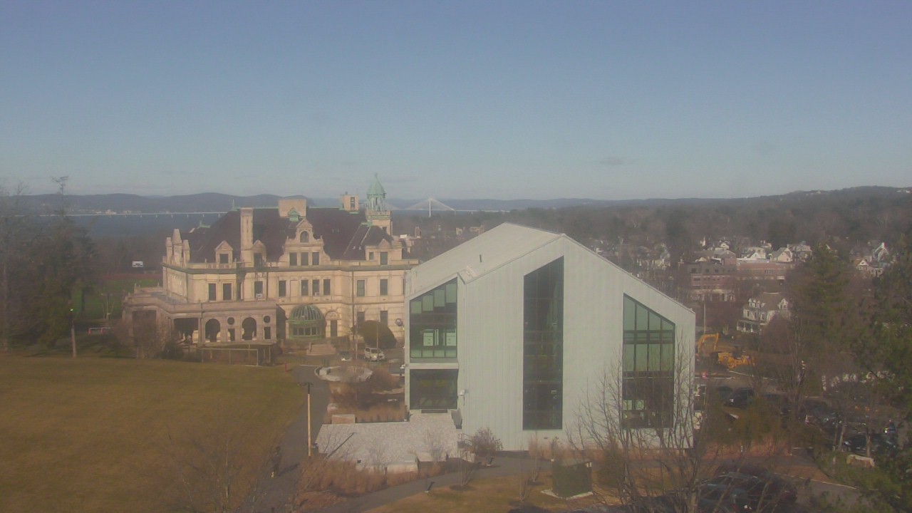 Thumbnail for current weather camera view from The Masters School in Dobbs Ferry, New York