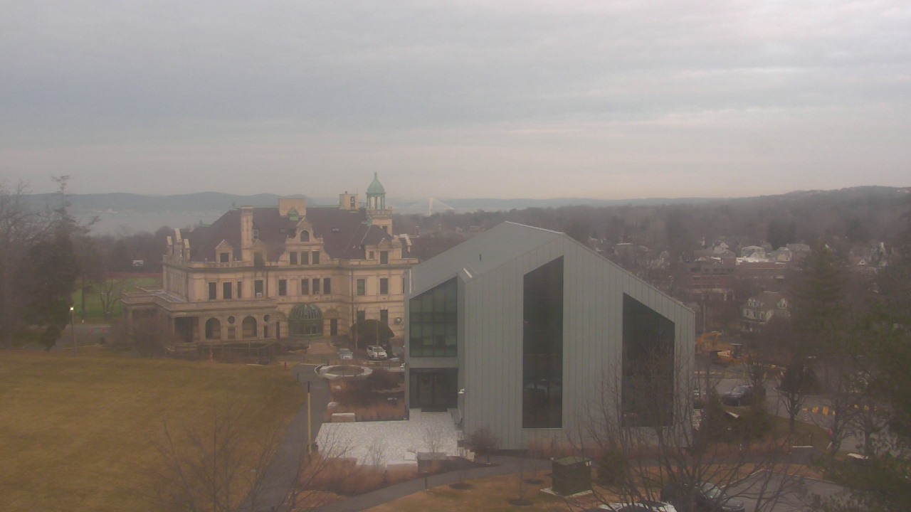 Thumbnail for current weather camera view from The Masters School in Dobbs Ferry, New York