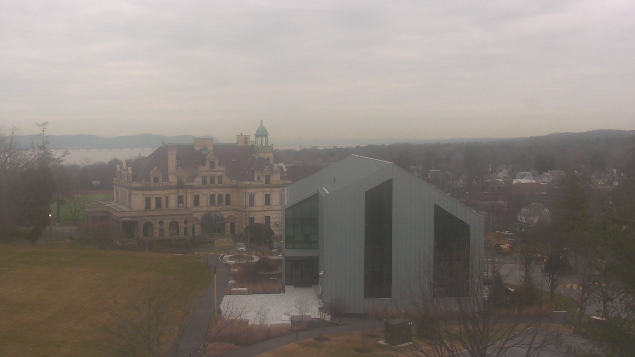 Thumbnail for current weather camera view from The Masters School in Dobbs Ferry, New York
