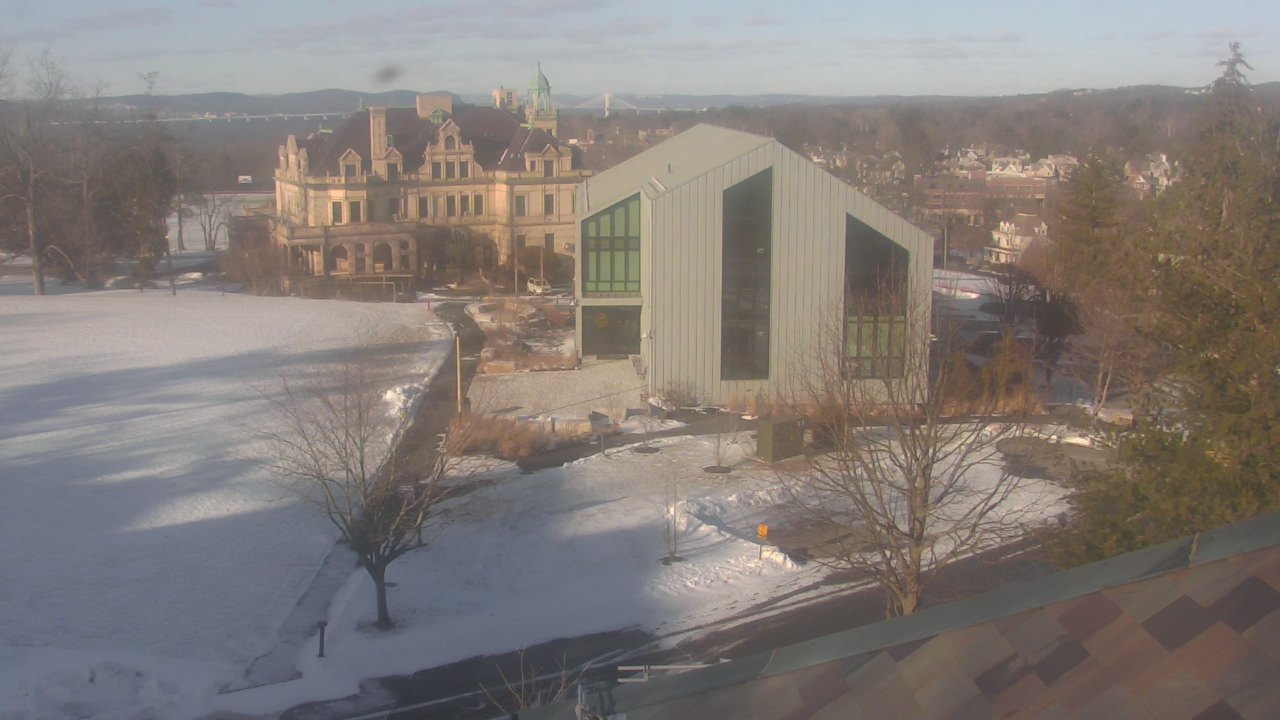 Thumbnail for current weather camera view from The Masters School in Dobbs Ferry, New York