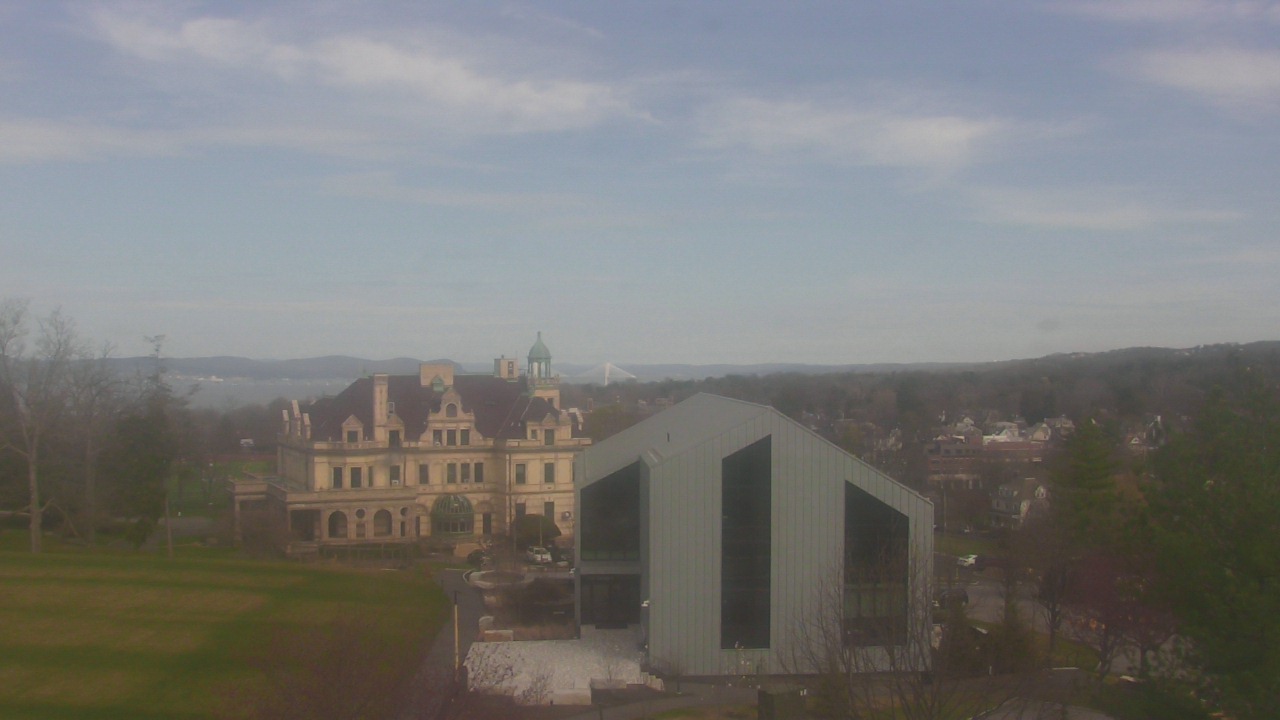 Thumbnail for current weather camera view from The Masters School in Dobbs Ferry, New York