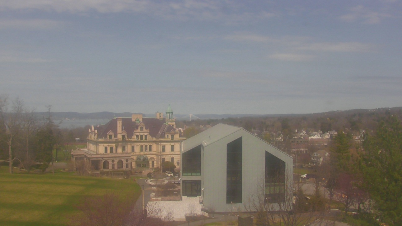 Thumbnail for current weather camera view from The Masters School in Dobbs Ferry, New York