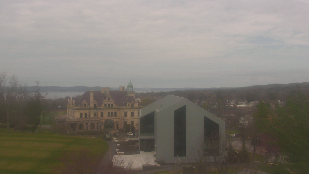 Thumbnail for current weather camera view from The Masters School in Dobbs Ferry, New York