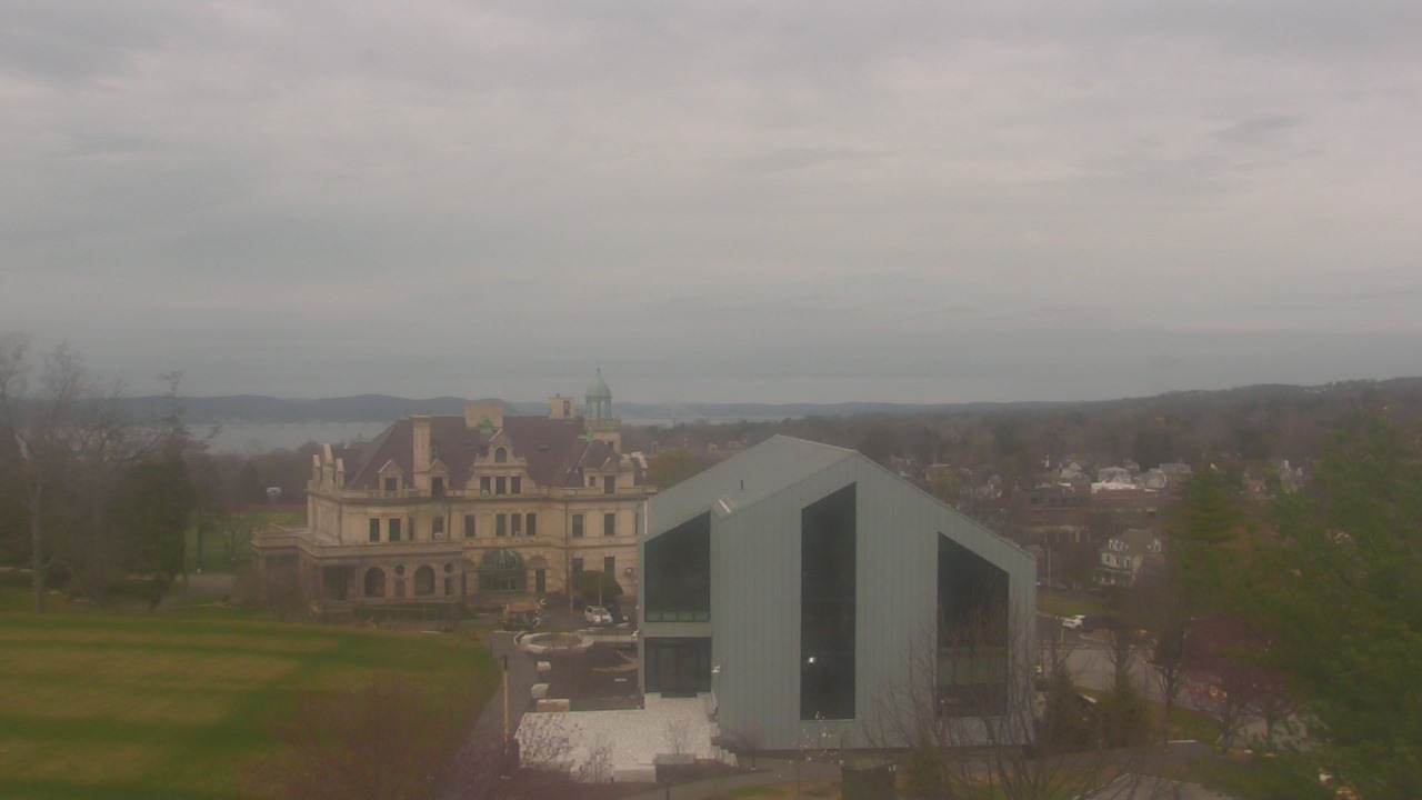 Thumbnail for current weather camera view from The Masters School in Dobbs Ferry, New York