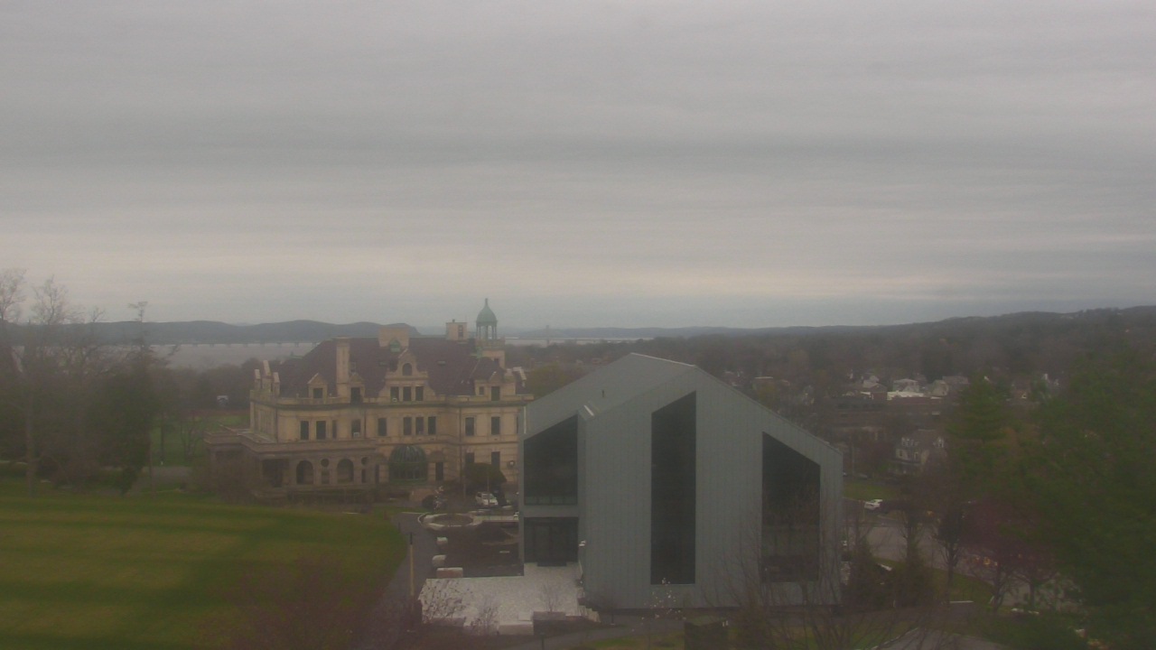 Thumbnail for current weather camera view from The Masters School in Dobbs Ferry, New York