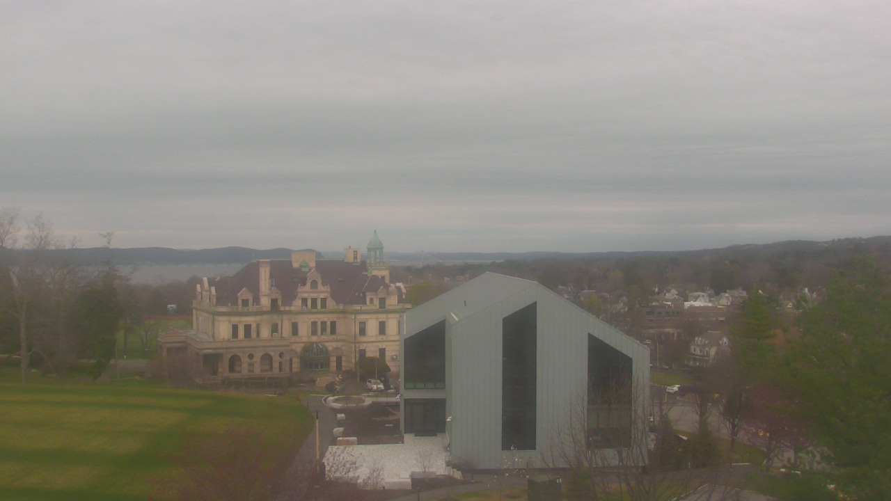 Thumbnail for current weather camera view from The Masters School in Dobbs Ferry, New York