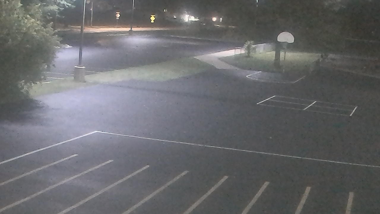Thumbnail for current weather camera view from Terrace Elementary School in Des Plaines, Illinois