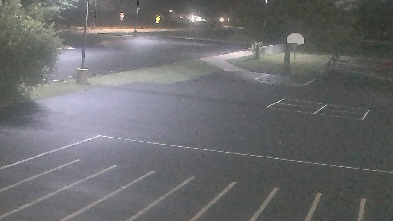 Thumbnail for current weather camera view from Terrace Elementary School in Des Plaines, Illinois