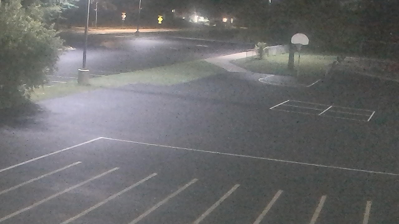 Thumbnail for current weather camera view from Terrace Elementary School in Des Plaines, Illinois