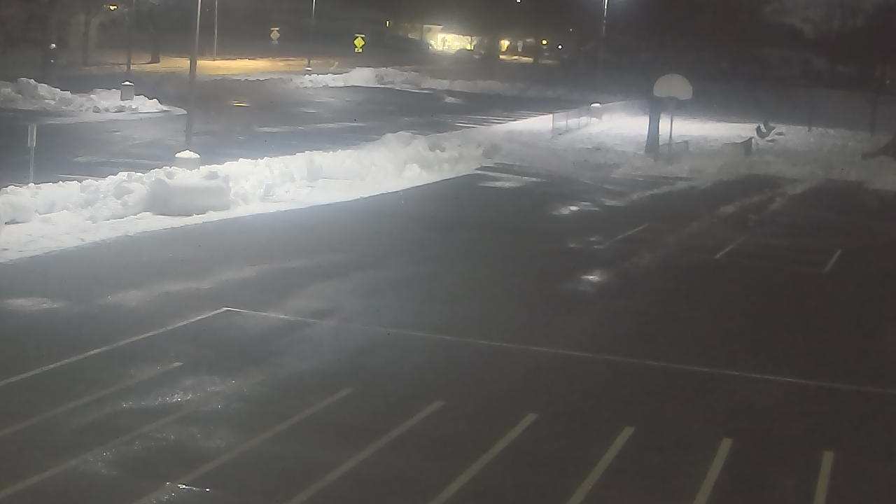 Thumbnail for current weather camera view from Terrace Elementary School in Des Plaines, Illinois