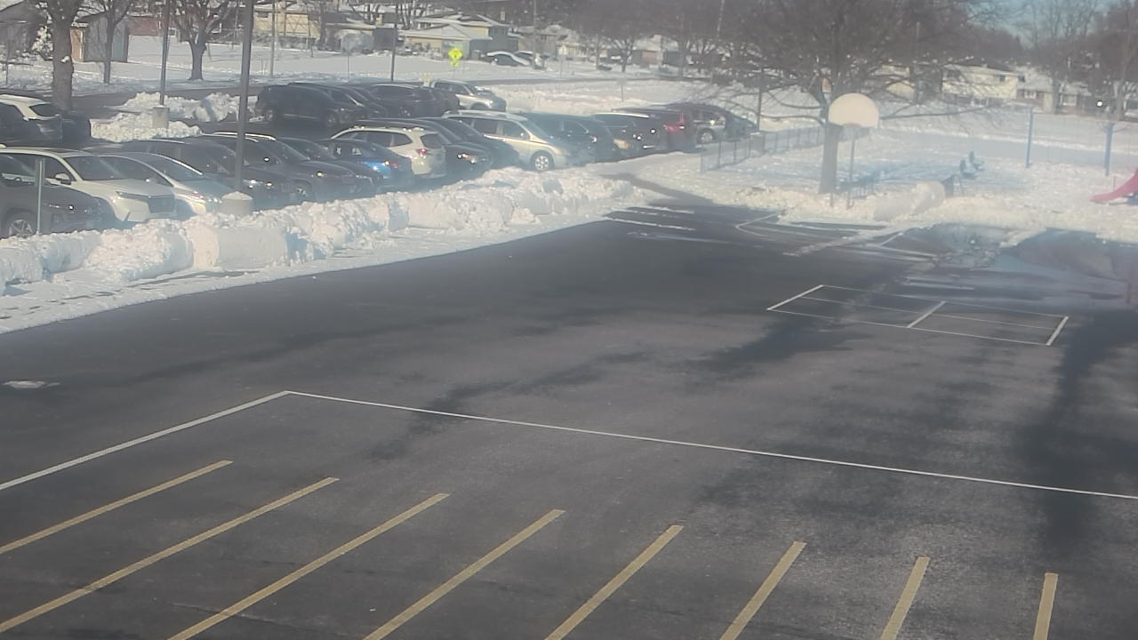 Thumbnail for current weather camera view from Terrace Elementary School in Des Plaines, Illinois