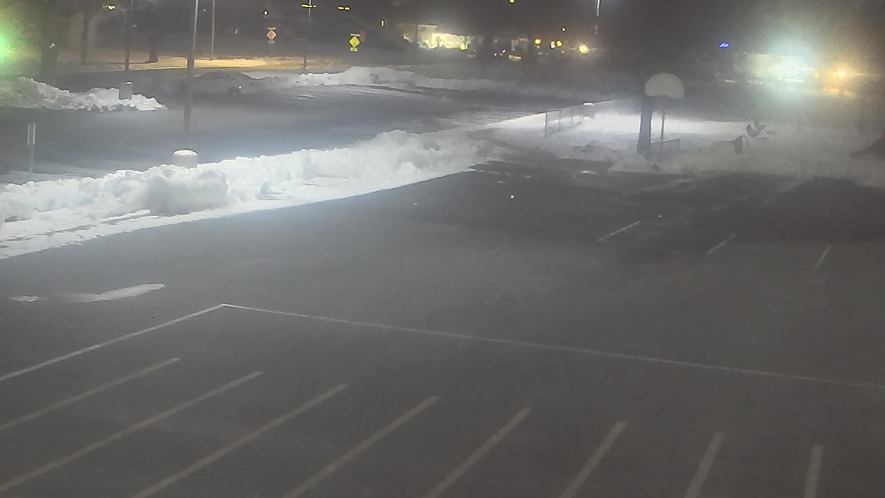 Thumbnail for current weather camera view from Terrace Elementary School in Des Plaines, Illinois