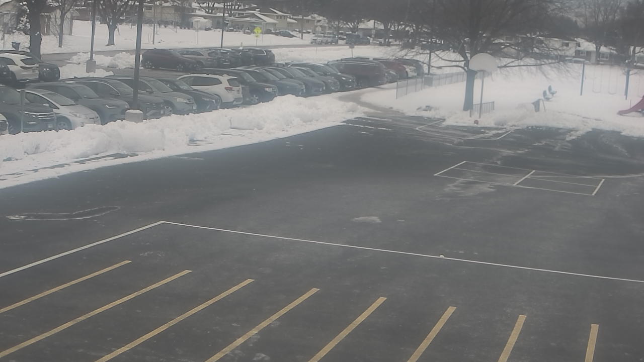 Thumbnail for current weather camera view from Terrace Elementary School in Des Plaines, Illinois