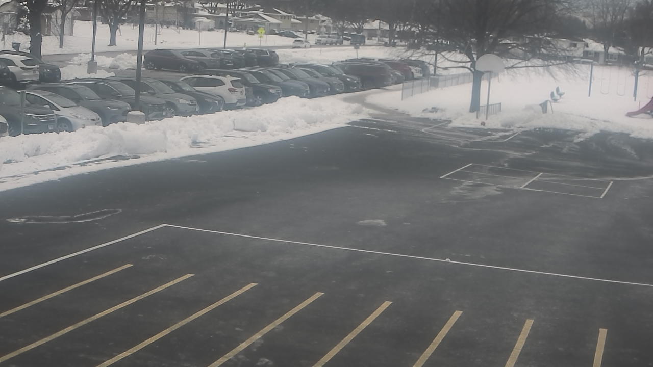 Thumbnail for current weather camera view from Terrace Elementary School in Des Plaines, Illinois