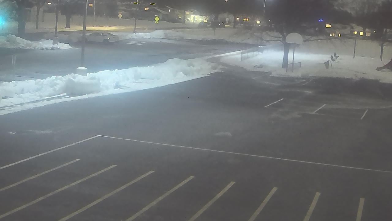 Thumbnail for current weather camera view from Terrace Elementary School in Des Plaines, Illinois