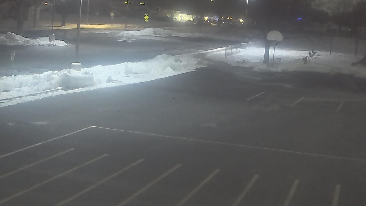 Thumbnail for current weather camera view from Terrace Elementary School in Des Plaines, Illinois