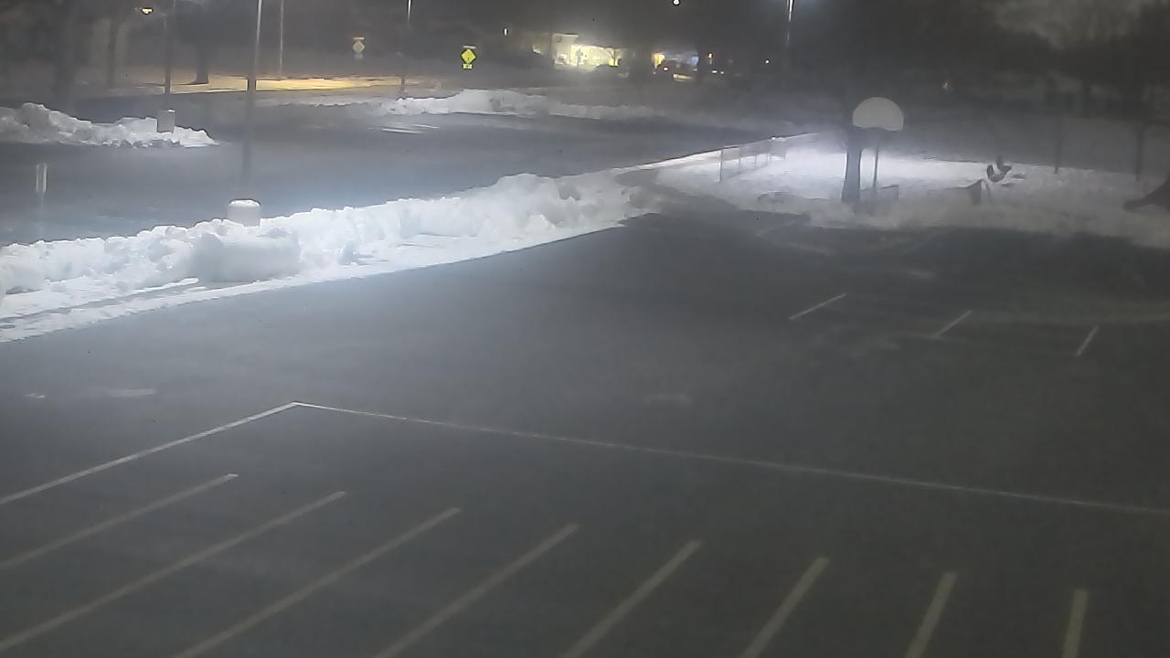 Thumbnail for current weather camera view from Terrace Elementary School in Des Plaines, Illinois