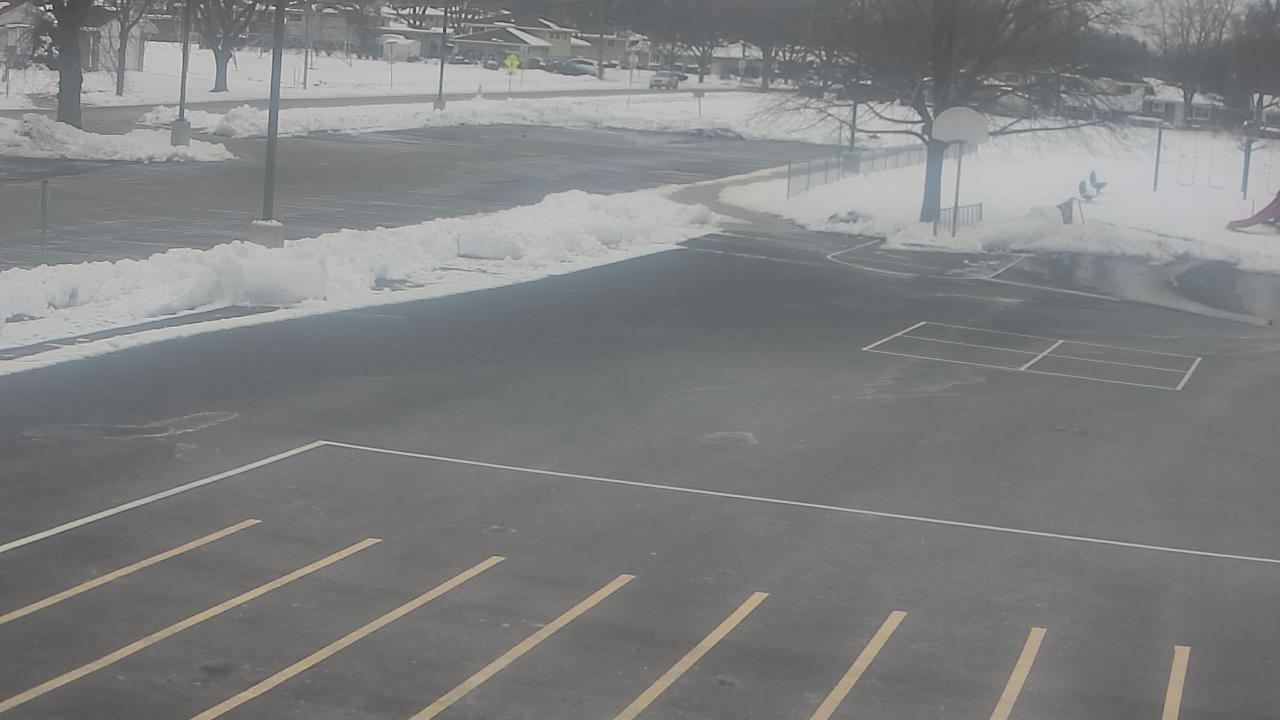 Thumbnail for current weather camera view from Terrace Elementary School in Des Plaines, Illinois