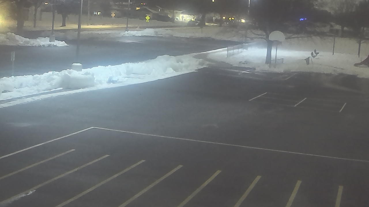 Thumbnail for current weather camera view from Terrace Elementary School in Des Plaines, Illinois