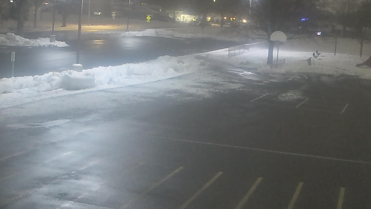 Thumbnail for current weather camera view from Terrace Elementary School in Des Plaines, Illinois