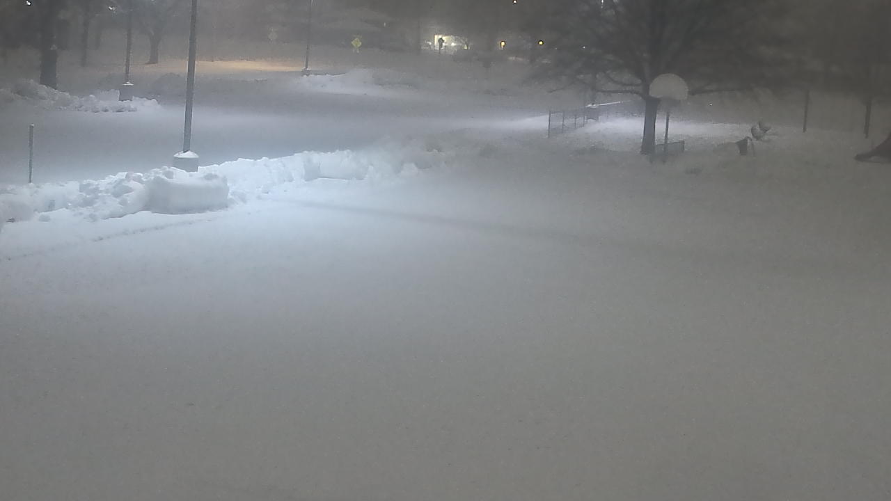 Thumbnail for current weather camera view from Terrace Elementary School in Des Plaines, Illinois