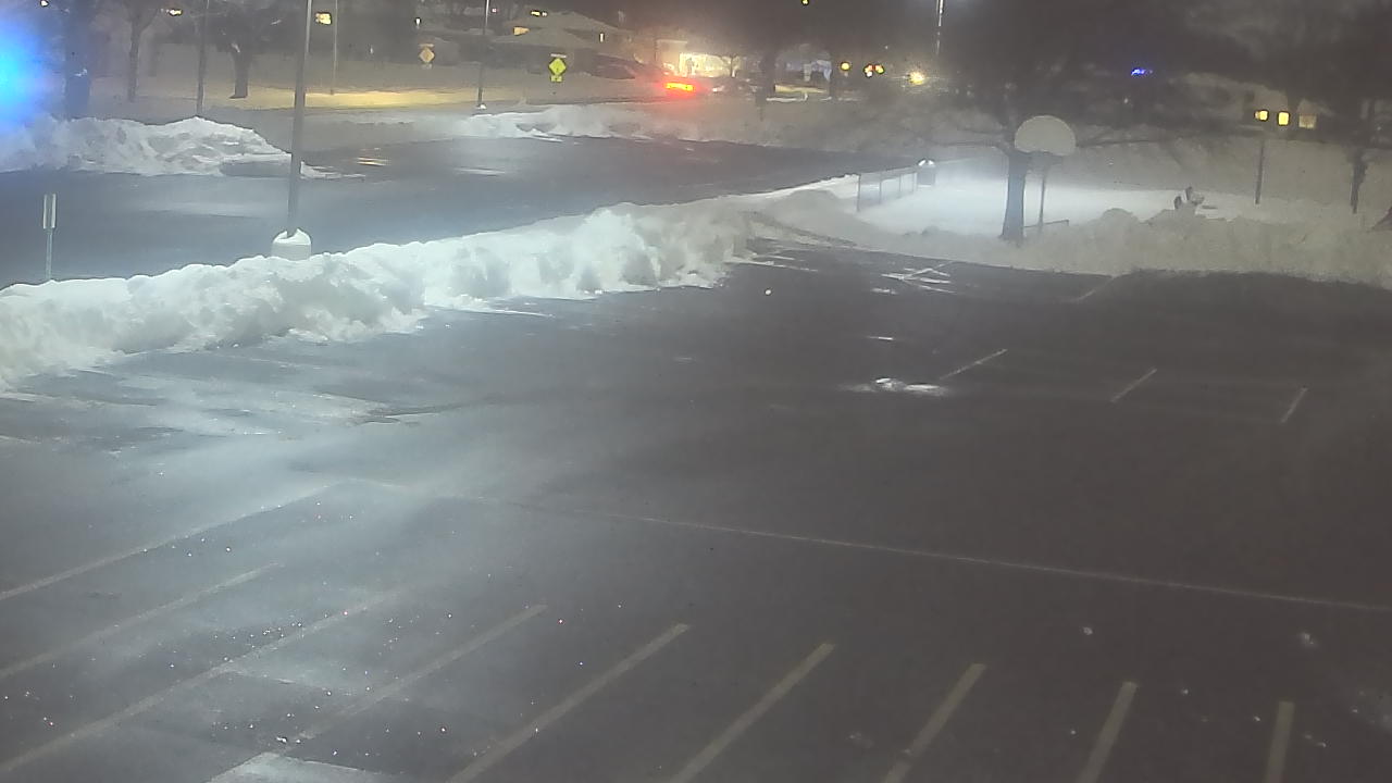 Thumbnail for current weather camera view from Terrace Elementary School in Des Plaines, Illinois