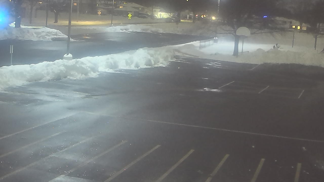 Thumbnail for current weather camera view from Terrace Elementary School in Des Plaines, Illinois