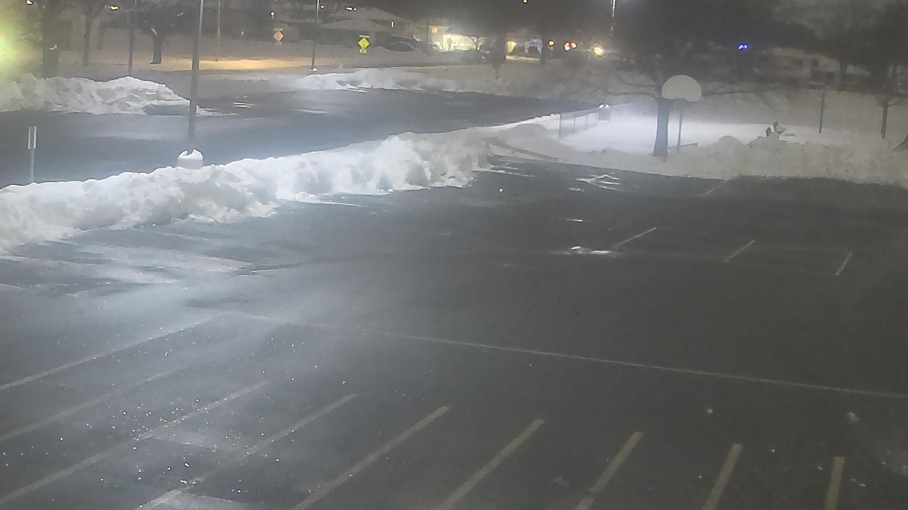 Thumbnail for current weather camera view from Terrace Elementary School in Des Plaines, Illinois