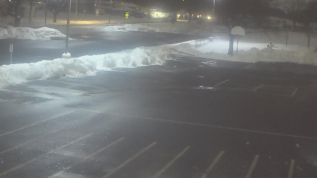 Thumbnail for current weather camera view from Terrace Elementary School in Des Plaines, Illinois