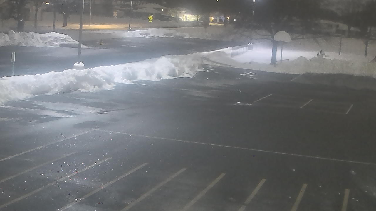 Thumbnail for current weather camera view from Terrace Elementary School in Des Plaines, Illinois