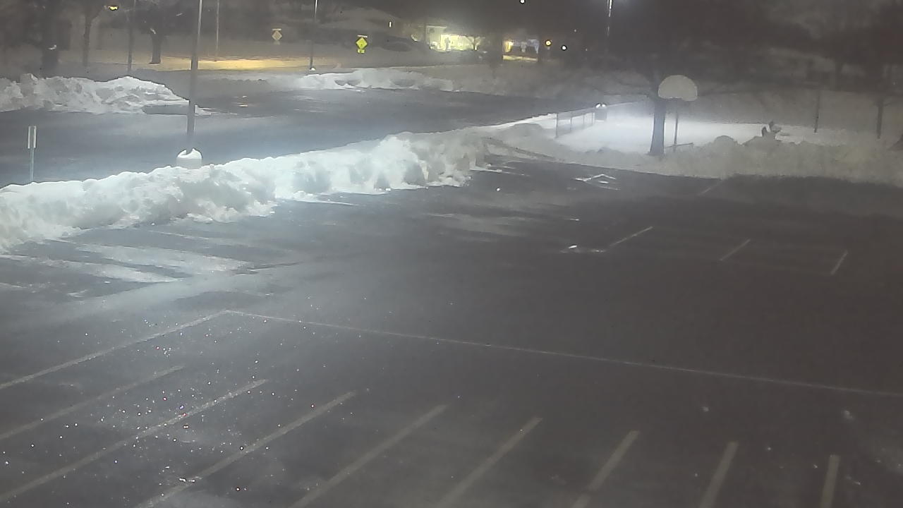 Thumbnail for current weather camera view from Terrace Elementary School in Des Plaines, Illinois