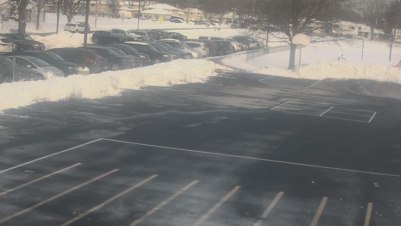 Thumbnail for current weather camera view from Terrace Elementary School in Des Plaines, Illinois