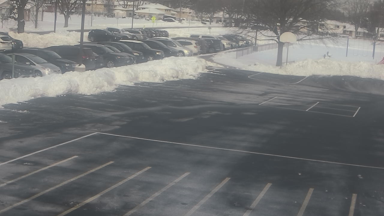 Thumbnail for current weather camera view from Terrace Elementary School in Des Plaines, Illinois